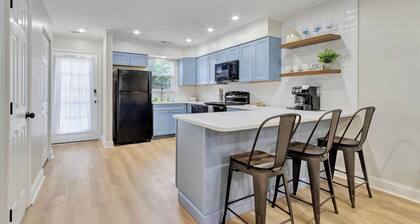 38183 Beachwood Ct. #54- Escape to the beach! This charming, well-maintained townhouse is located less than 3 miles from Bethany Beach.