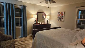 Desk, iron/ironing board, free WiFi, bed sheets