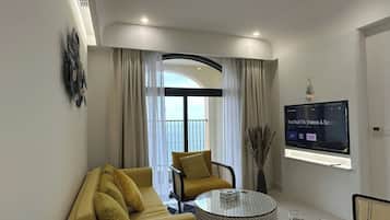 Panoramic Apartment, 1 Bedroom, Ocean View | Premium bedding, memory-foam beds, individually decorated