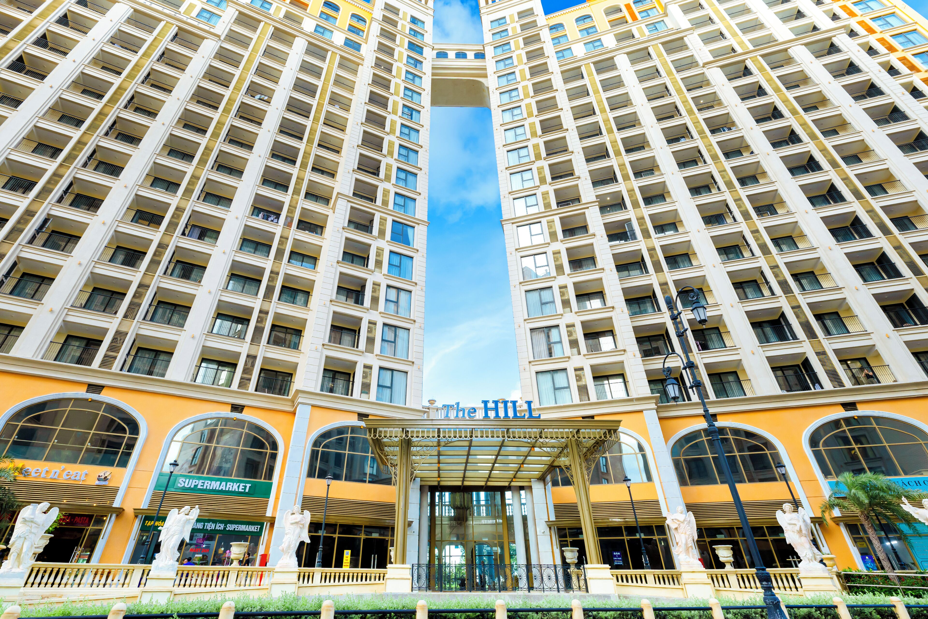 Bagian depan properti