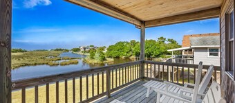 Canalfront, Cozy 3BR with Amazing sound views!