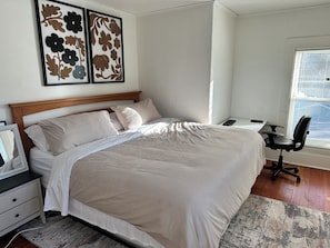 Bügeleisen/Bügelbrett, WLAN, Bettwäsche