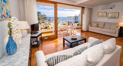 Bel appartement avec terrasse et vue sur la mer