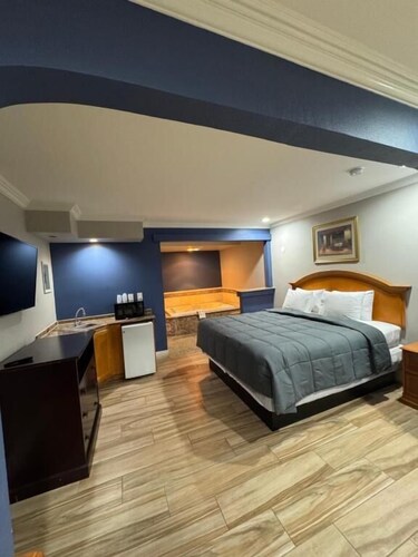 Sunset inn &Suites