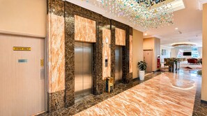 Interior - Grand Wahid Hotel (Salatiga)