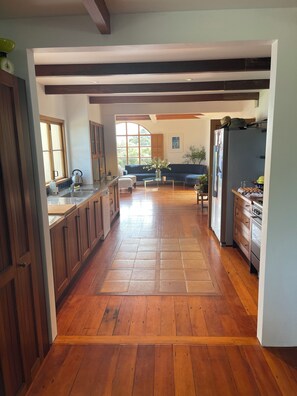 Fridge, microwave, oven, stovetop - Absolute Beachfront Escape - Swim, Dine, Relax in Style (Raumati Beach)