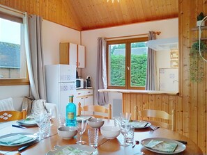 Dining - Le Chalet by Interhome (Bretteville sur Ay)