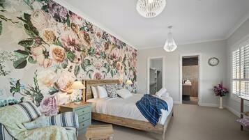 4 chambres, fer et planche à repasser, Wi-Fi gratuit, draps fournis