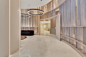 Lobby - Alluring Brisbane River View 3BR with Study (Brisbane City)