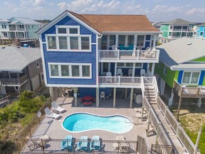 Pool - Carolina Memories - Stunning oceanfront home with private pool and more! (Holden Beach)