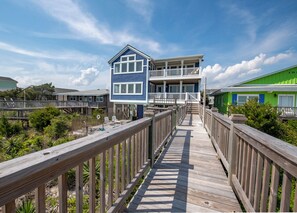Exterior - Carolina Memories - Stunning oceanfront home with private pool and more! (Holden Beach)