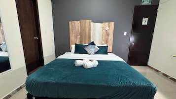 Superior Double Room | Hypo-allergenic bedding, laptop workspace, free WiFi, bed sheets