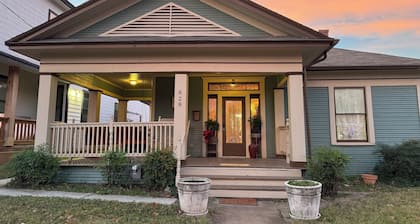 Vintage Charm in Bishop Arts, beautiful energy, 1930 Craftsman