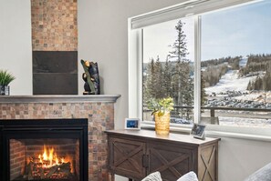 Interior - Brian Head Retreat - Walk to Lifts/Family Friendly/Spacious/Modern (Brian Head)
