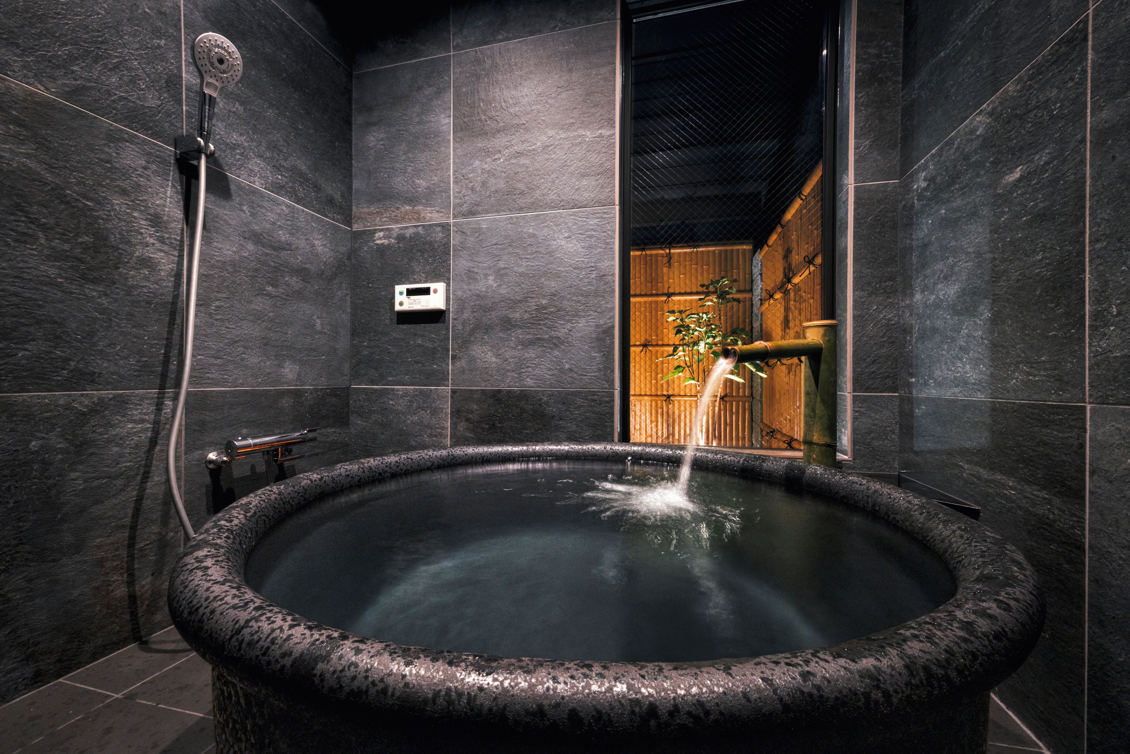 聯排別墅 | 浴室 | 免費盥洗用品、拖鞋、洗  髮精、衛生紙