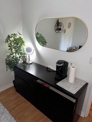 Interior - Queen private bedroom (Surrey)