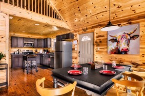 Fridge, microwave, oven, stovetop - 5* Family Cabin~View~Hot Tub~FirePit~Pools~Bears (Gatlinburg)