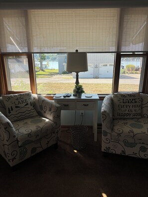 Living area - Spacious 4BR Accessible Lake House w/ Dock Access, Pontoon & Hosting Spaces (Fremont)