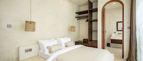 In-room safe, blackout curtains, free WiFi, bed sheets