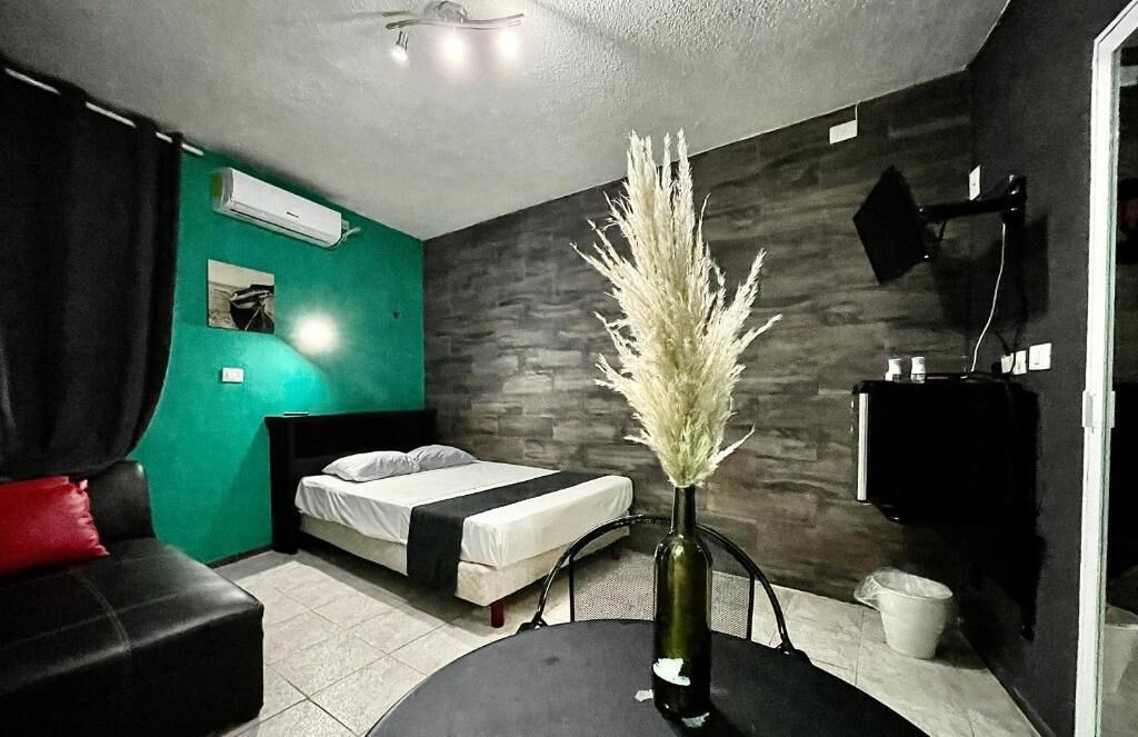 基础双人房 | 免费 WiFi