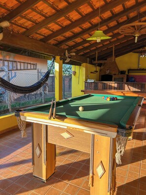 Property grounds - Country house with pool and beautiful gourmet area near Holambra. (Artur Nogueira)