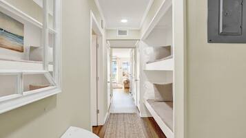 1 quarto, ferros/tábuas de passar roupa, Wi-Fi de cortesia