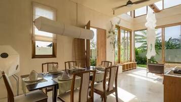 Vila Comfort | Tempat makan