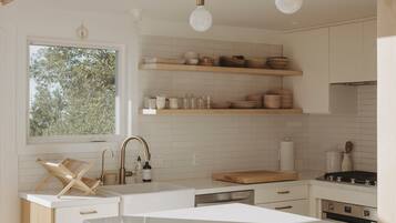 Ofen, Herdplatte, Geschirrspüler