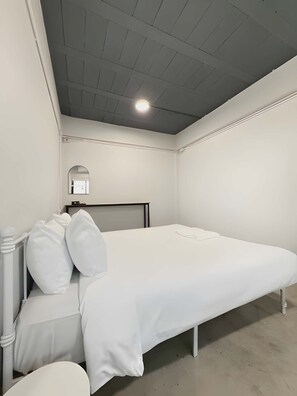 Studio | Free WiFi - Yellow Place Sukhumvit Soi 2 (Bangkok)