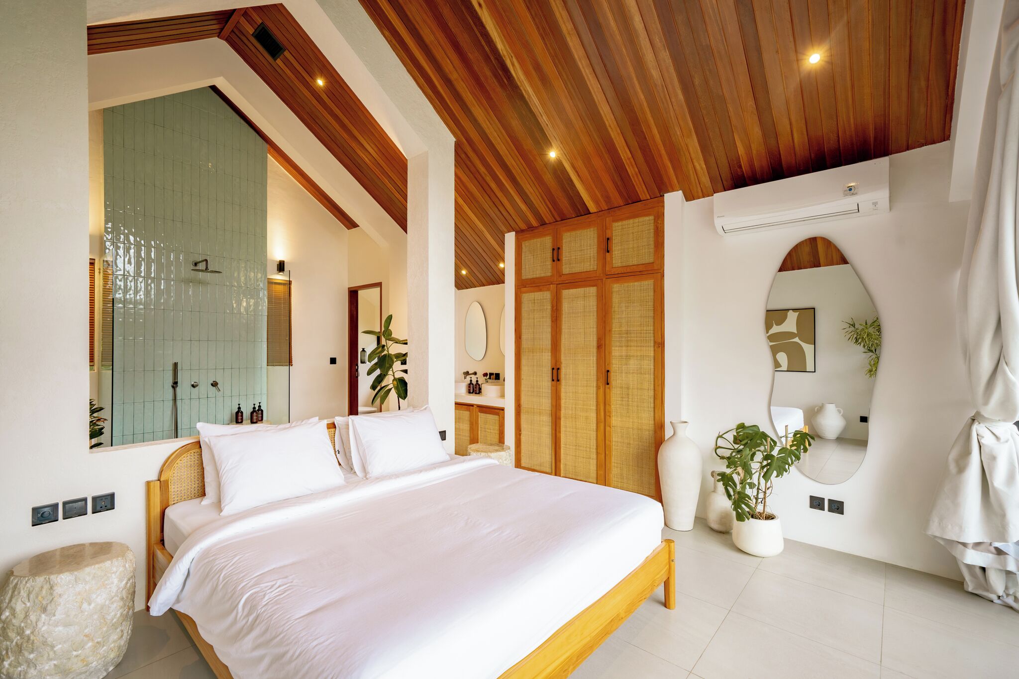 別墅, 1 間臥室, 私人泳池, 泳池景觀 | 客房內保險箱、遮光布/窗簾、免費無線上網、床單