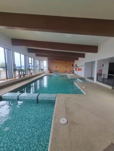 Garan Aike refuge and style in front of the Señoret Channel - Puerto Natales