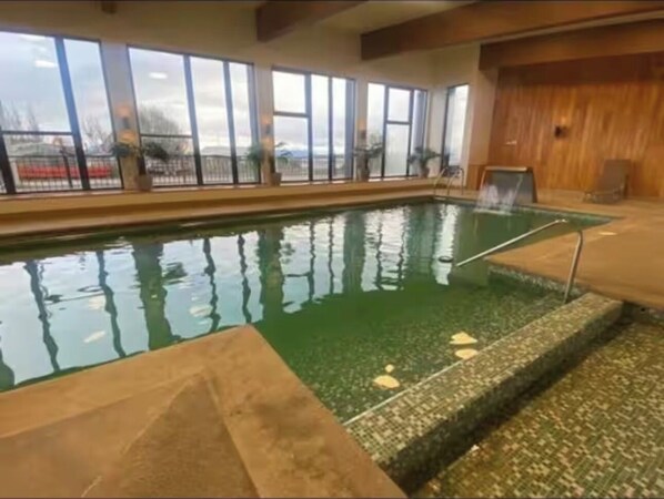 Piscine couverte, piscine chauffée