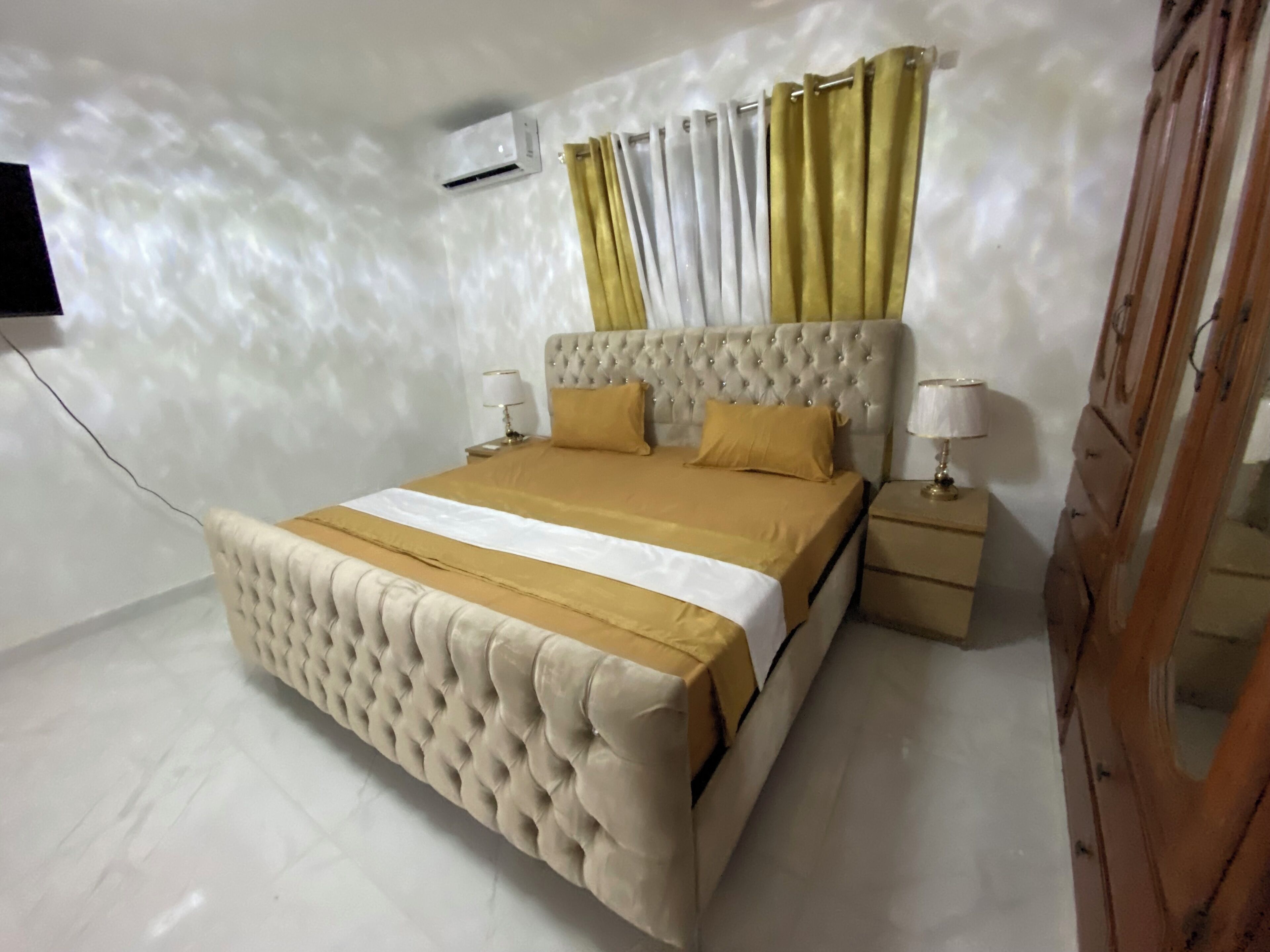 Apartment, 4 Bedrooms, Accessible, Smoking | 4 bedrooms