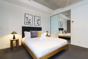 Fer et planche à repasser, Wi-Fi, draps fournis