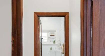 Belle Escapes - Bay Boutique Escape