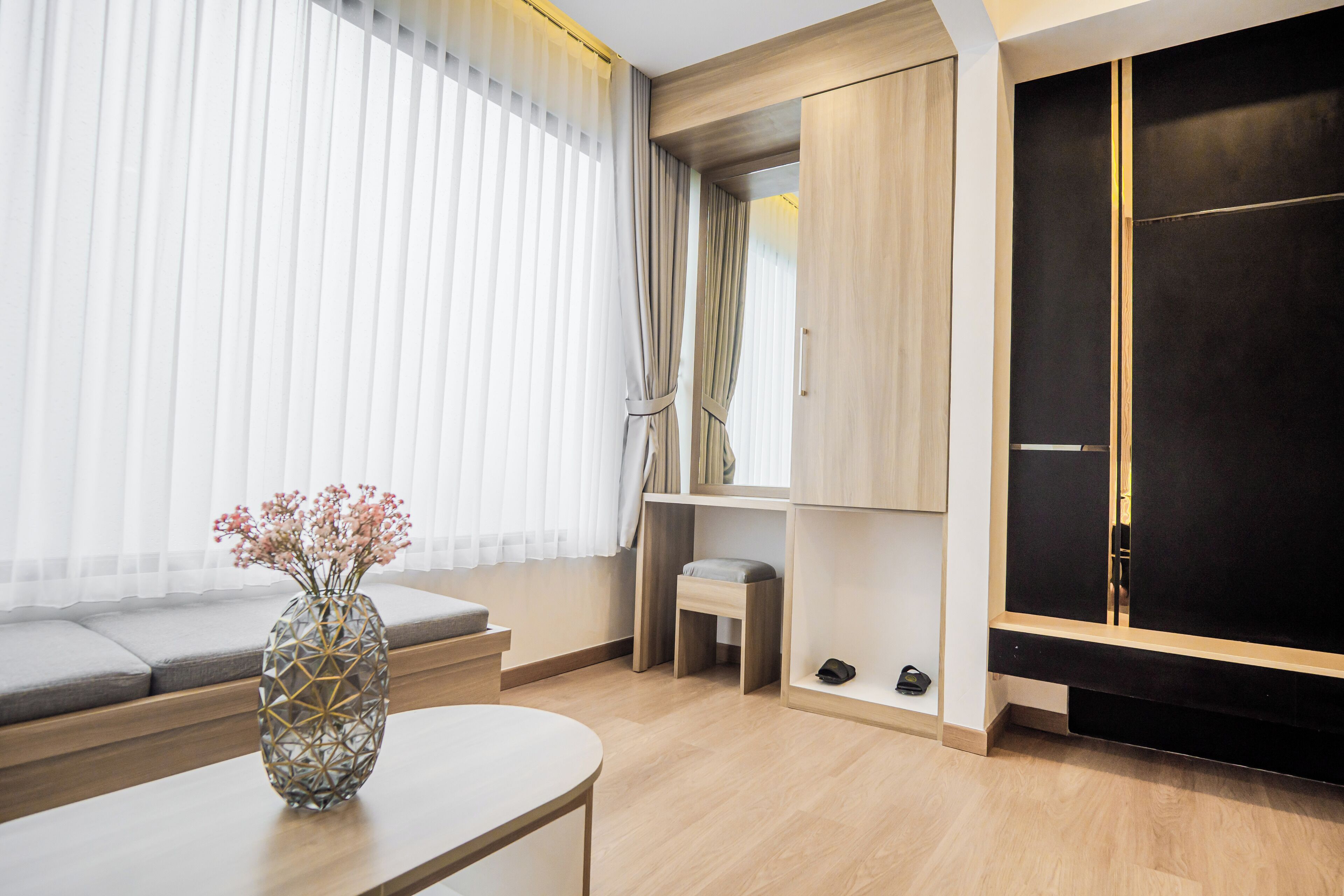 Habitación doble Deluxe, vista al lago | Escritorio y wifi gratis 