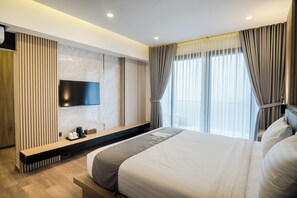 高级双人房, 湖景 | 办公桌、免费 WiFi