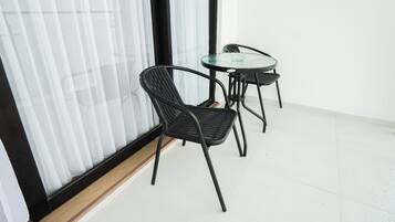 Kamar Double Eksekutif, pemandangan danau | Teras/patio