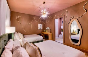 4 Schlafzimmer, Bügeleisen/Bügelbrett, WLAN, Bettwäsche