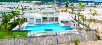 Private 3 bedroom w/own bathroom in St.Ann’s Bay, just 15 mins from Ocho Rios.