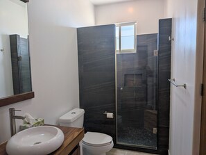 Bathroom - 320 - One Bedroom Ocean View, Vivo Resorts (Bajos de Chila)