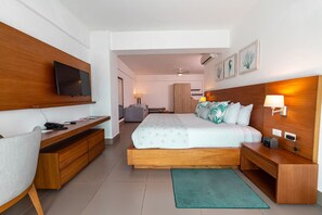 Junior Suite, Balcony, Garden View | In-room safe, blackout drapes, iron/ironing board - Lifestyle  (Cabarete)