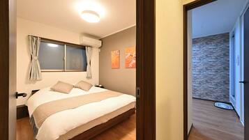 Silitysrauta/-lauta, internet, vuodevaatteet