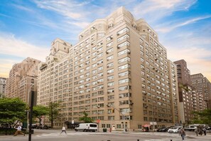 Exterior - Blueground | Murray Hill, fitness center, nr NYC (New York)