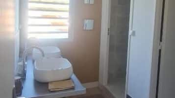 Dobbeltrom, fjellutsikt | Bad