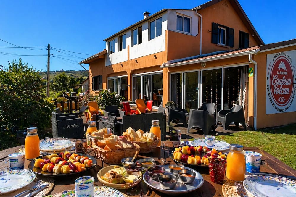 la maison couleur volcan