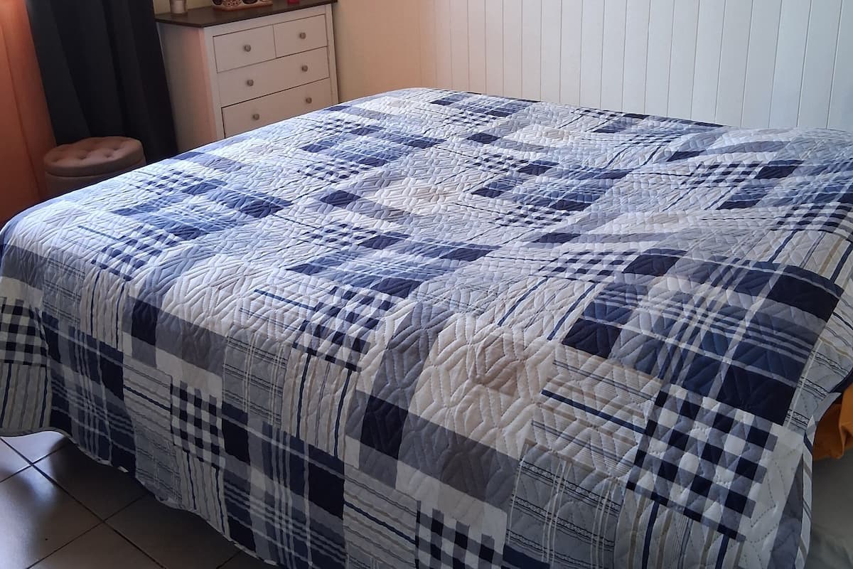 Wifi gratis y ropa de cama