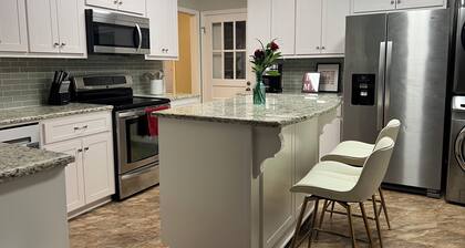 Druid City Retreat centrally located just minutes from University of Alabama