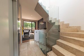 Interior - Architectural Condesa Home| Massive Rooftop w/ Gym (Mexico City)