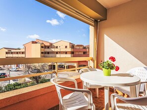 Outdoor dining - Adelaïde by Interhome (La Londe Les Maures)